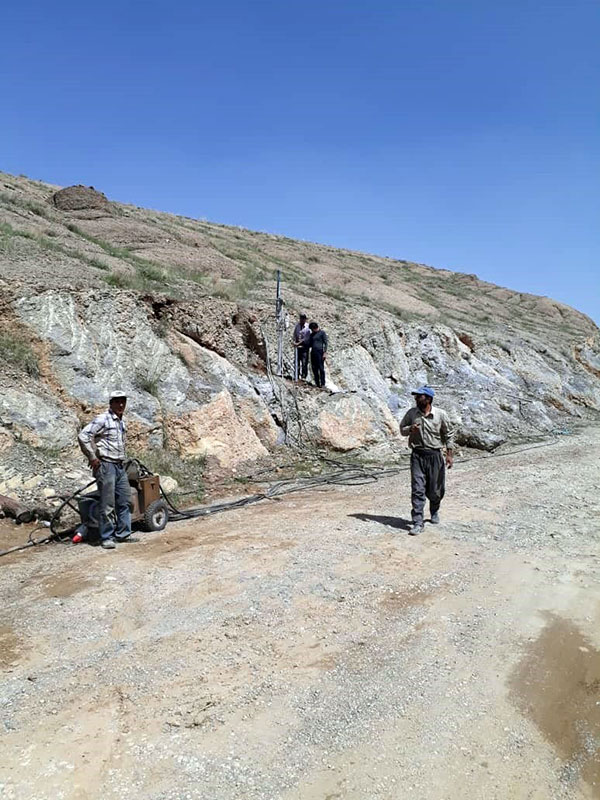عملیات انفجار در پروژه امیرآباد دستنا به شلمزار
